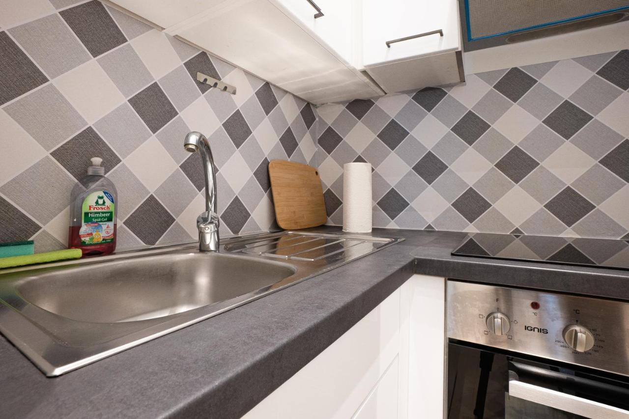 Apartment In The Central Area. 5 Minute'S Walk To The Danube. Wiedeń Zewnętrze zdjęcie